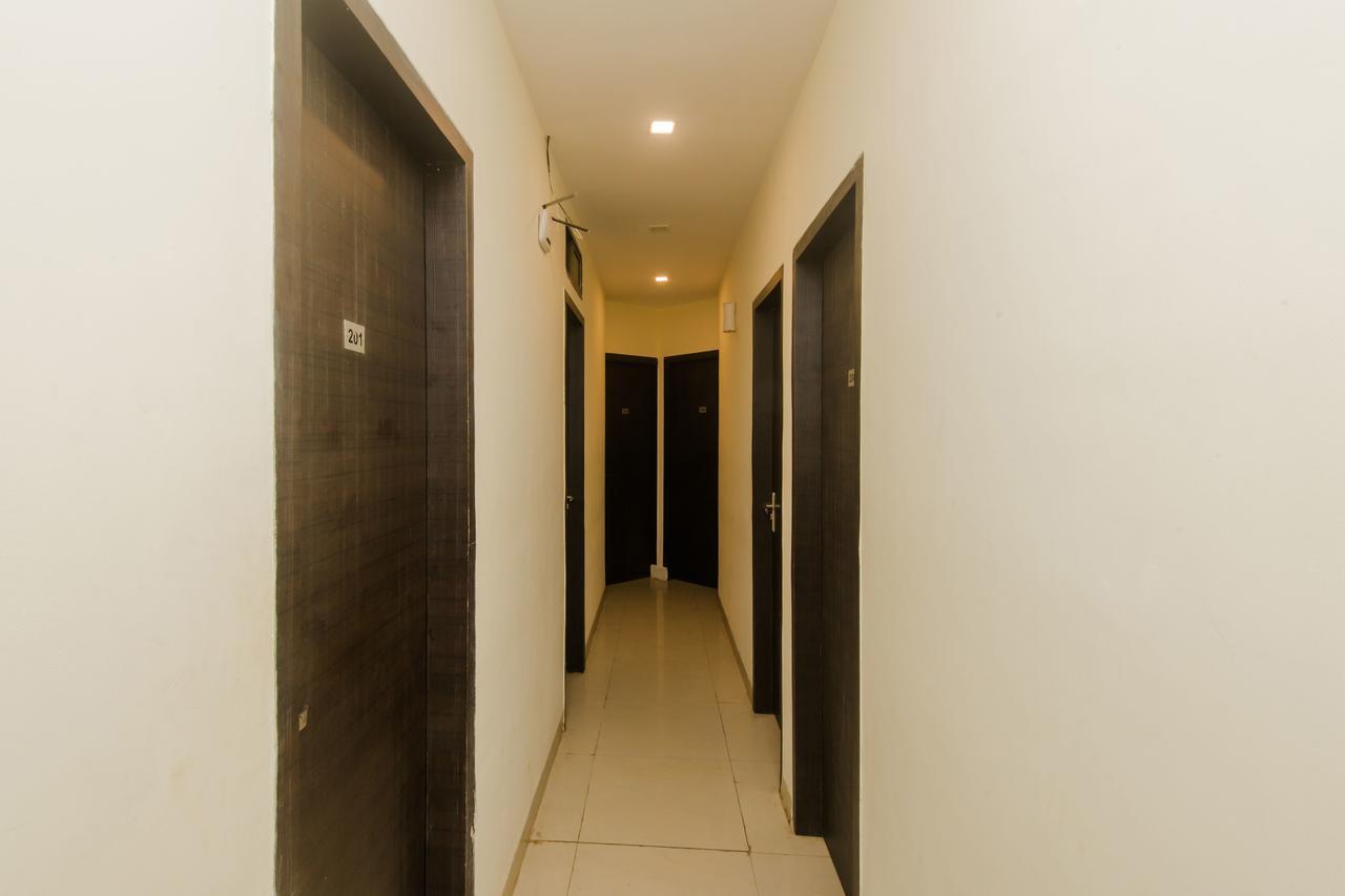 Oyo 10103 Hotel Aviva ムンバイ エクステリア 写真